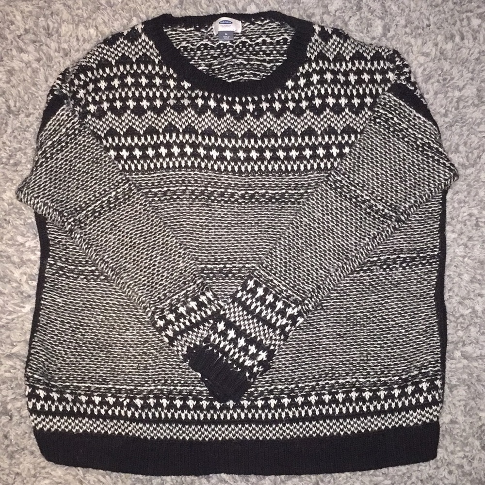 Old Navy black/white sweater